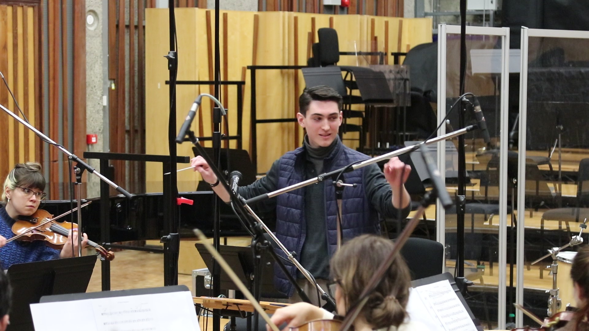 Aiken Anderson conducting Guildhall Session Orchestra